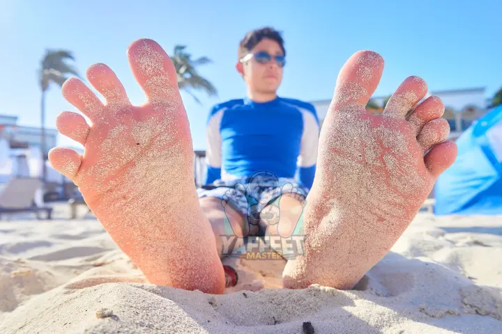 Feet Beach 3