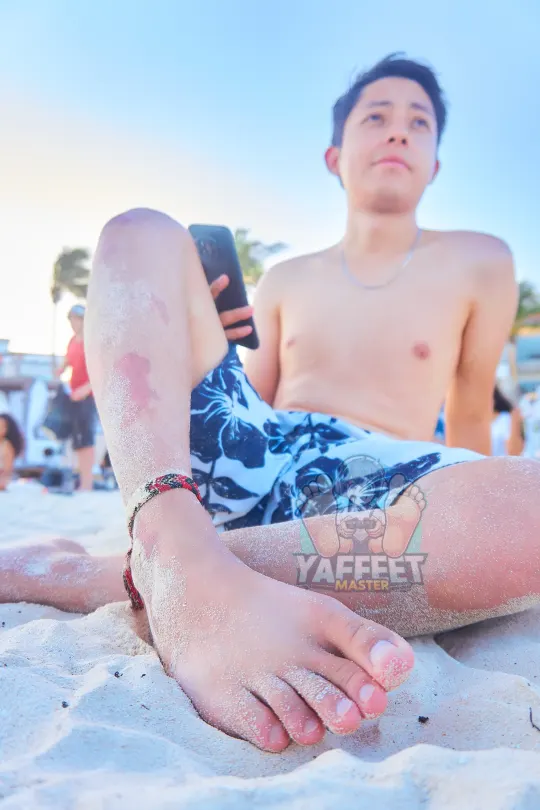 Feet Beach 4