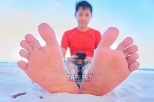 Feet Beach 8