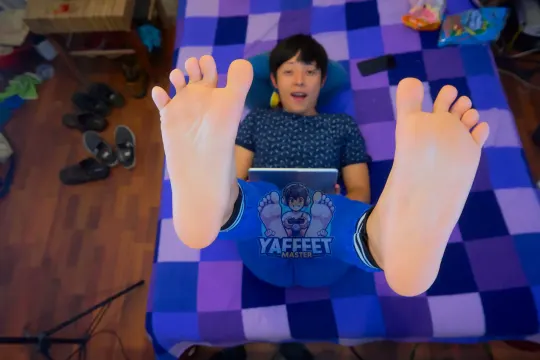 Feet Set 68